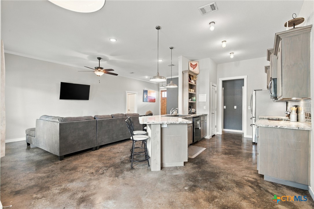 1202 S Willis Street Property Photo 16