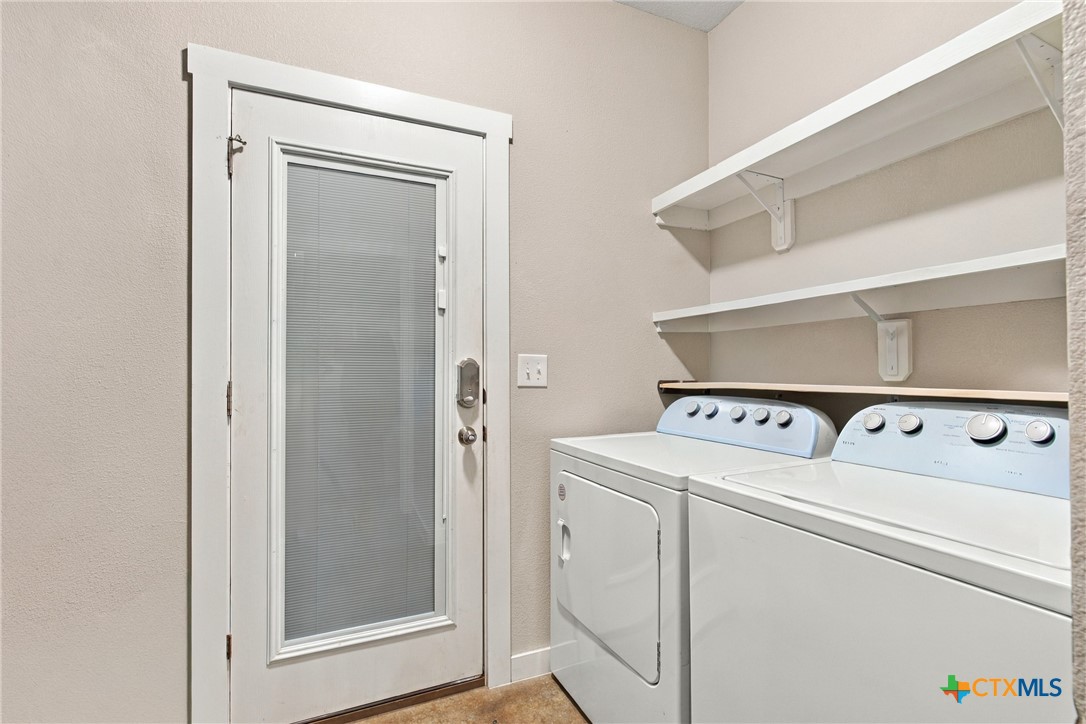 1202 S Willis Street Property Photo 36