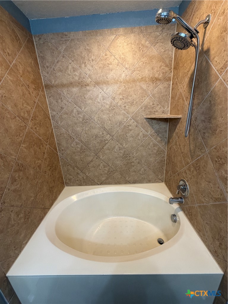 1484 Astor Creek Property Photo 19