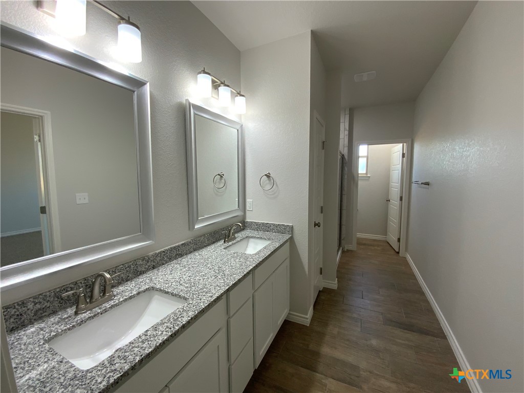 3103 Pistoia Trail Property Photo 24