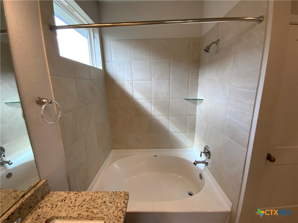 1905 Westphalia Drive Property Photo 9