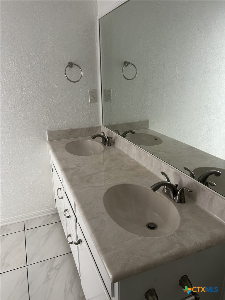 621673 Property Photo 9