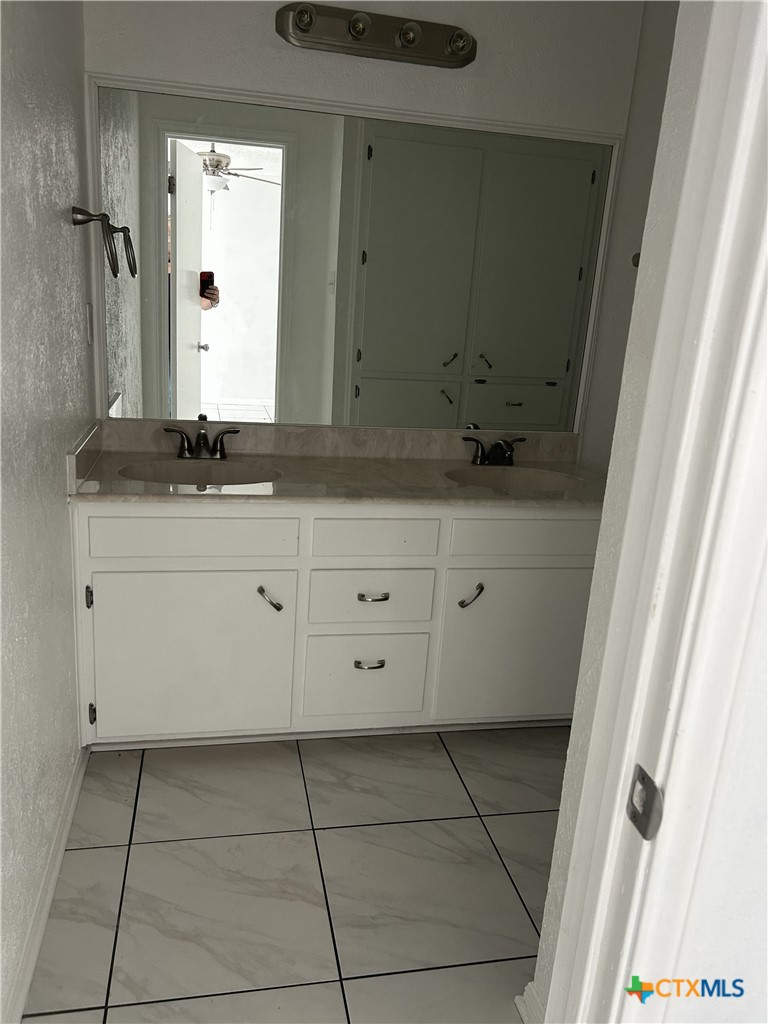 621673 Property Photo 10