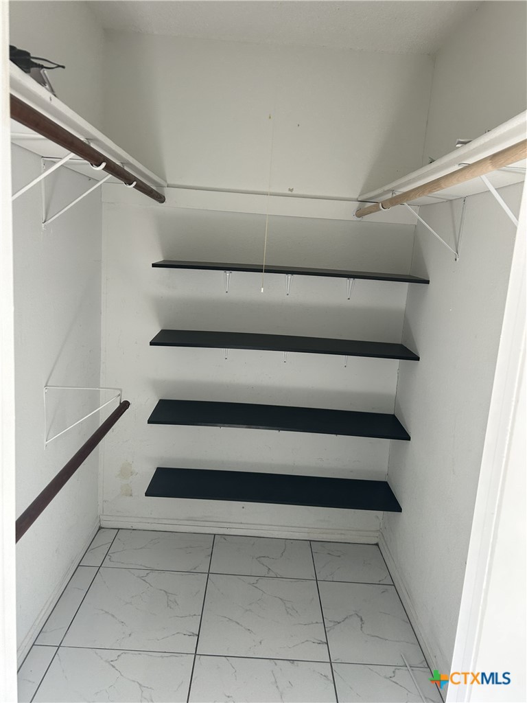 621673 Property Photo 11