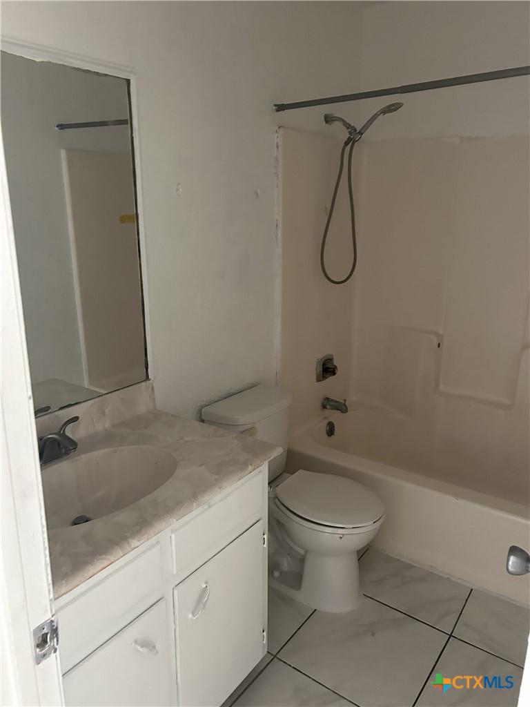 621673 Property Photo 29