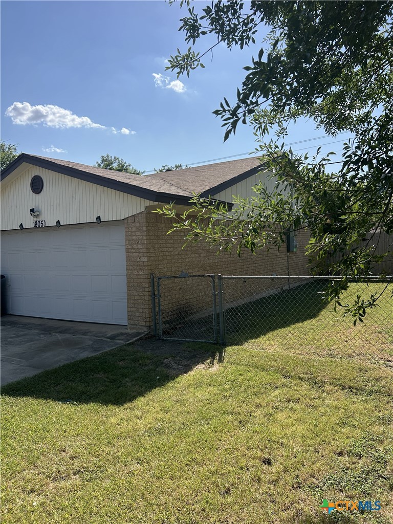 621673 Property Photo 33