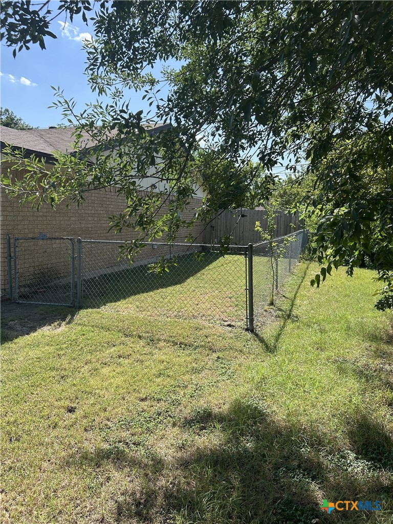 621673 Property Photo 34