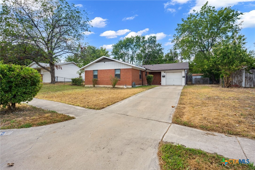 1511 Meadow Drive Property Photo 1