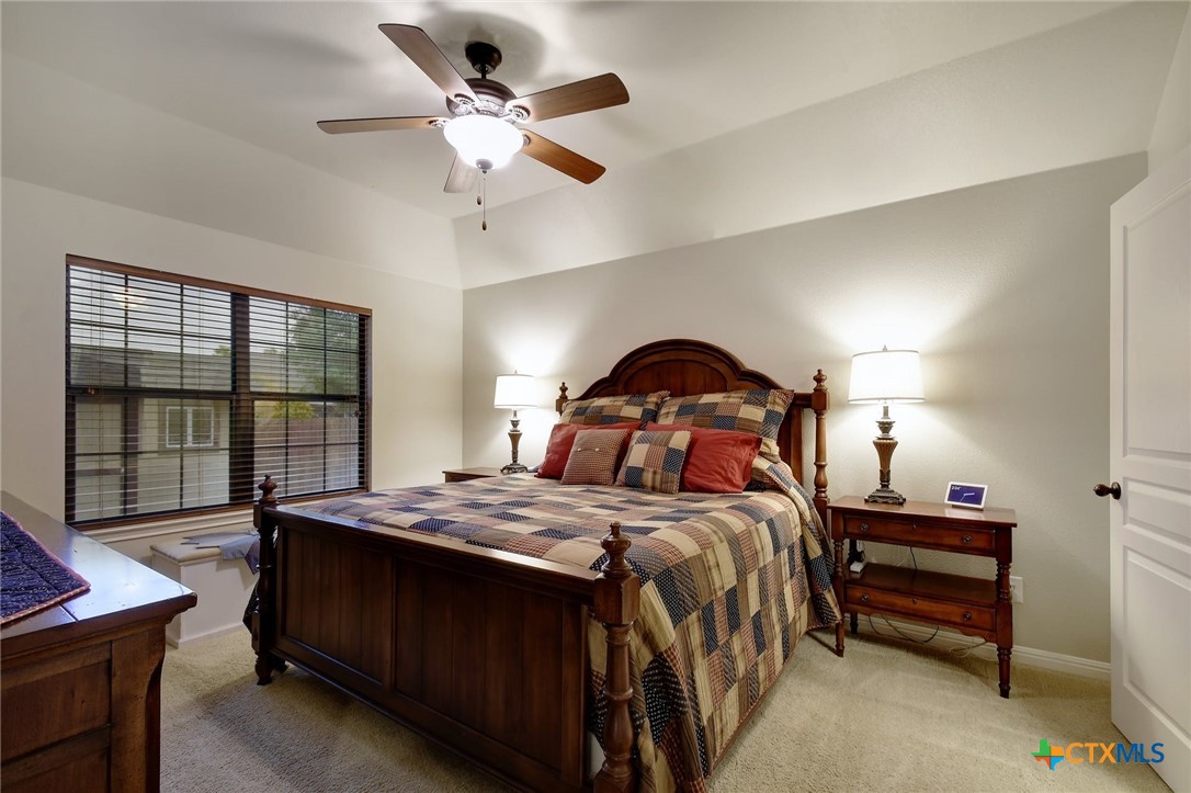 2251 Hazelwood Property Photo 13