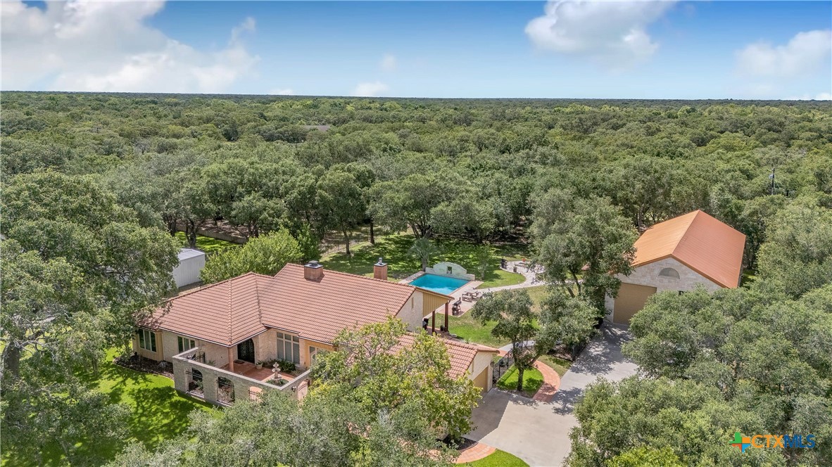 166 Post Oak Bend Property Photo 1