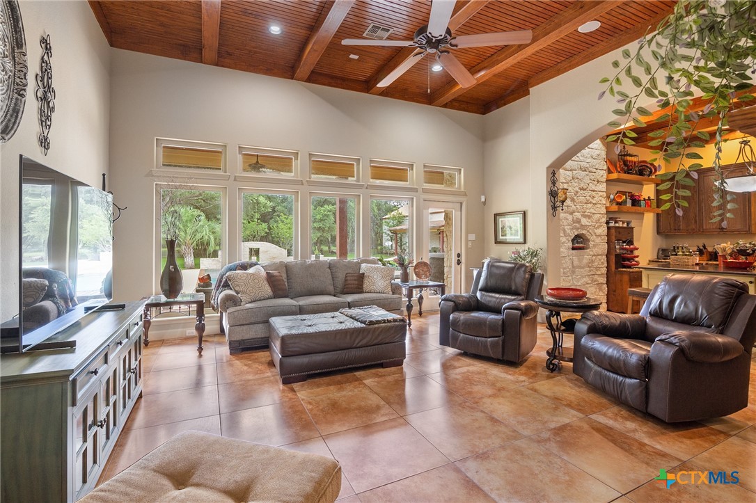 166 Post Oak Bend Property Photo 7