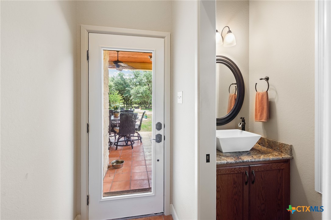 166 Post Oak Bend Property Photo 24