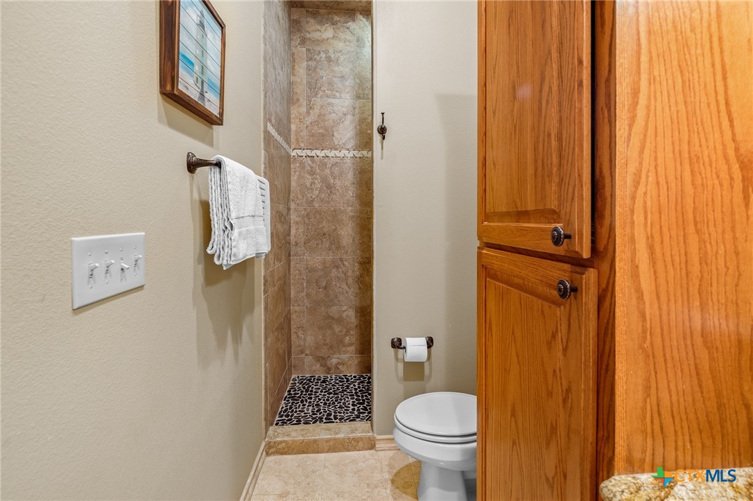 166 Post Oak Bend Property Photo 38