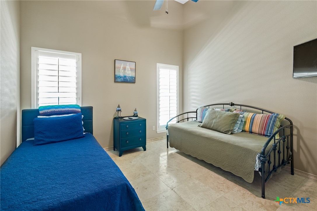166 Post Oak Bend Property Photo 40