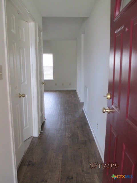 108 Gemini Court Property Photo 2