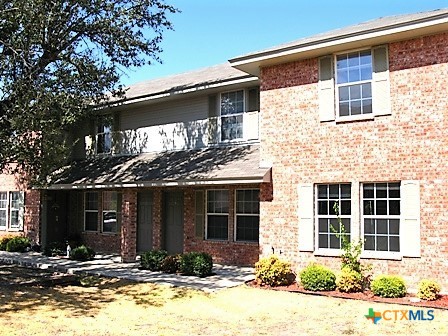 311 Creek Street C Property Photo 1