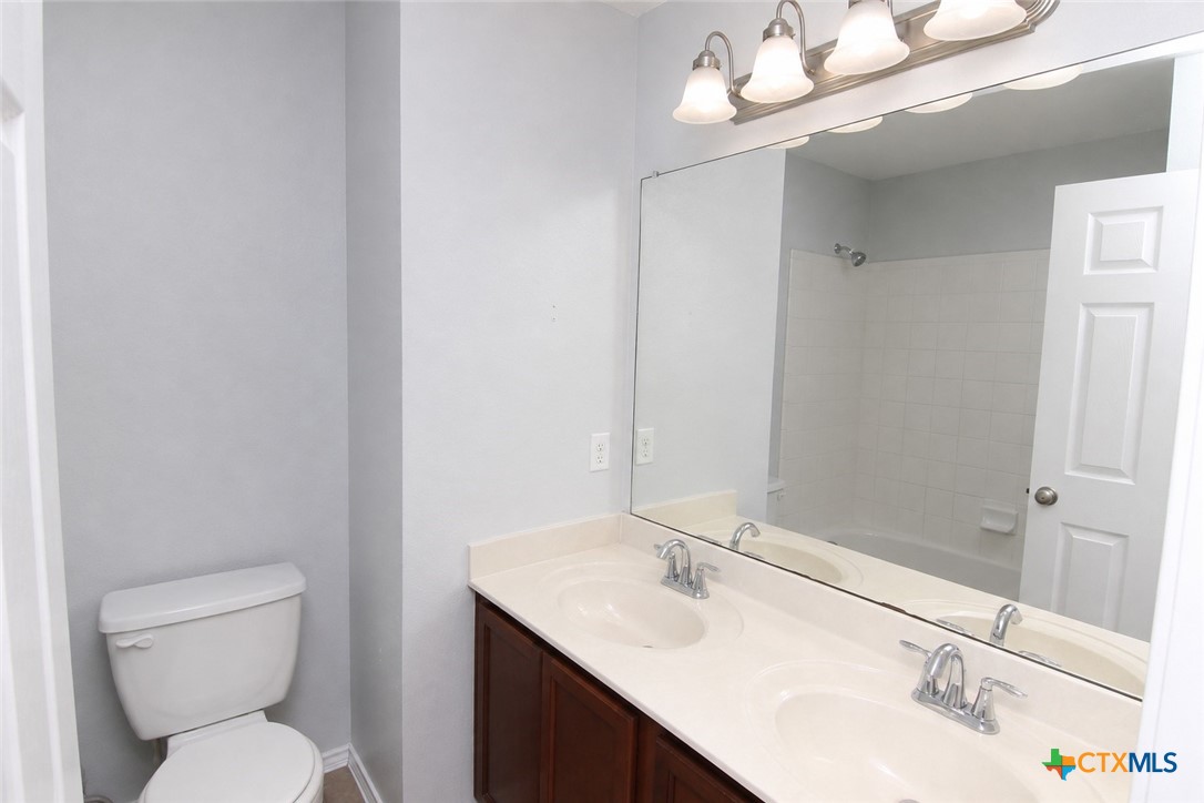 5401 Golden Gate Drive Property Photo 34