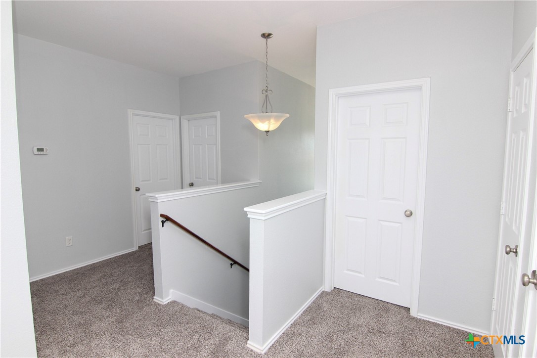 5401 Golden Gate Drive Property Photo 35