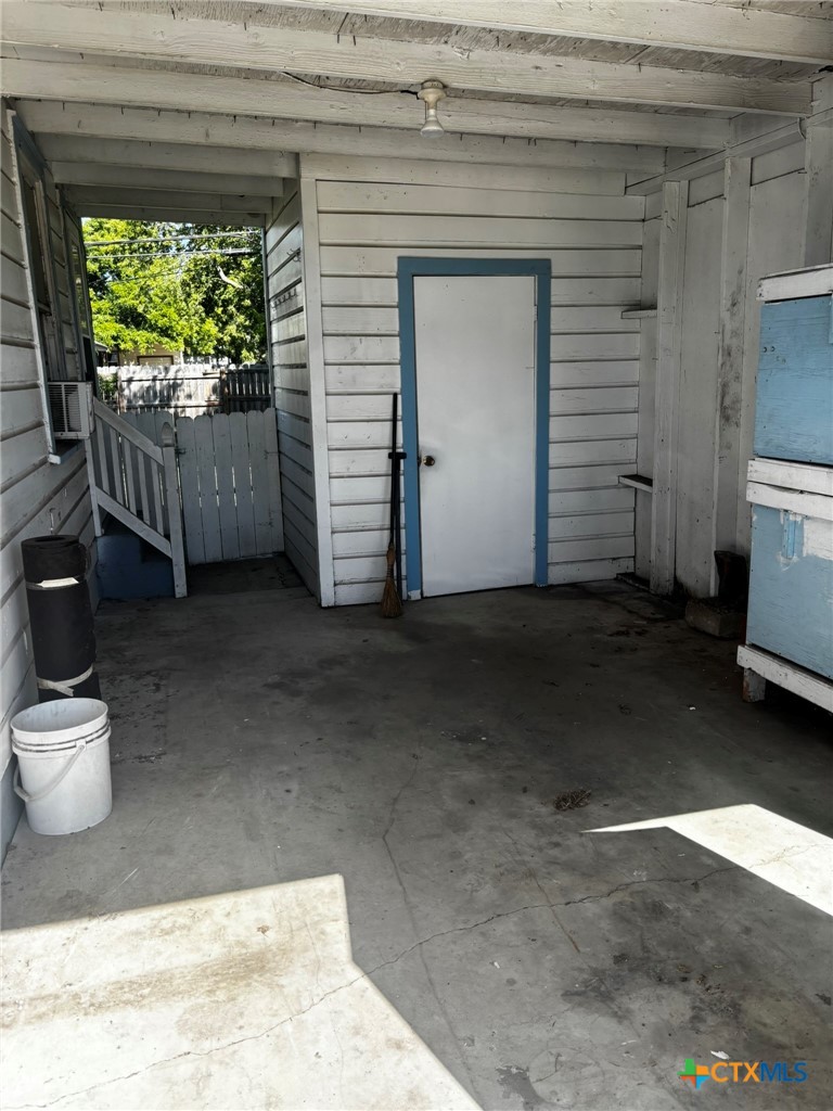 1006 Georgetown Road 1006 Property Photo 2