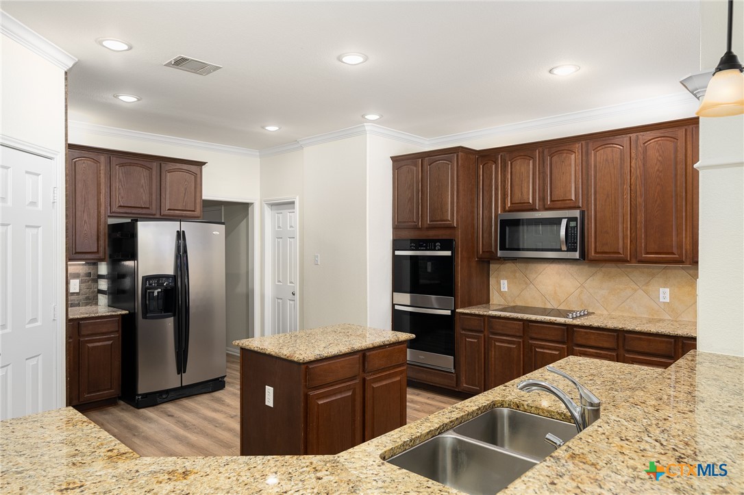 2018 Blue Heron Lane Property Photo 12