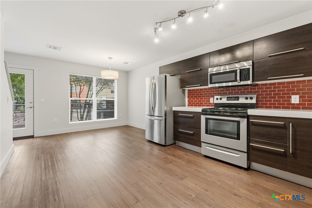 1101 Grove Boulevard 708 Property Photo 15