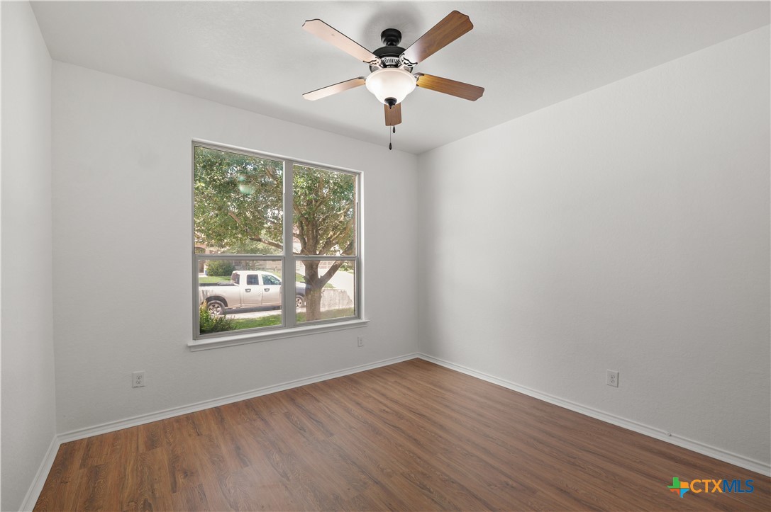 1464 Jordan Crossing Property Photo 5