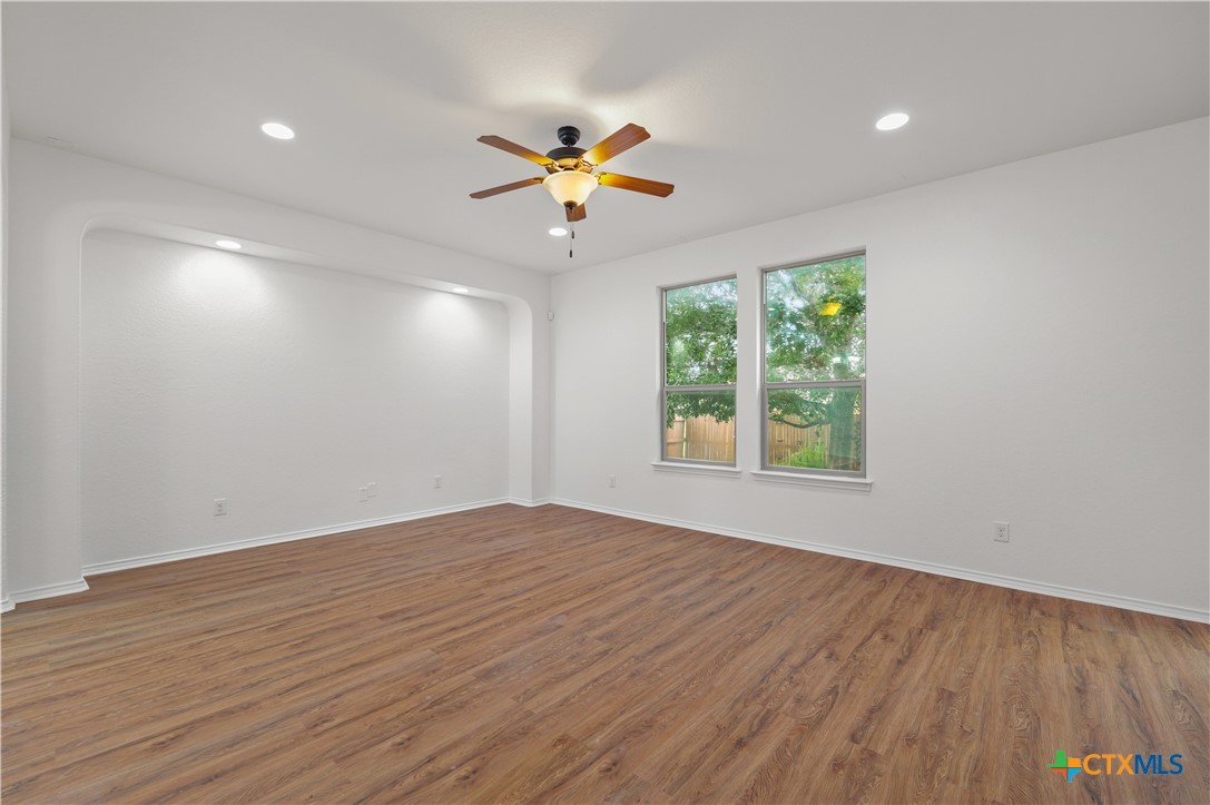 1464 Jordan Crossing Property Photo 18