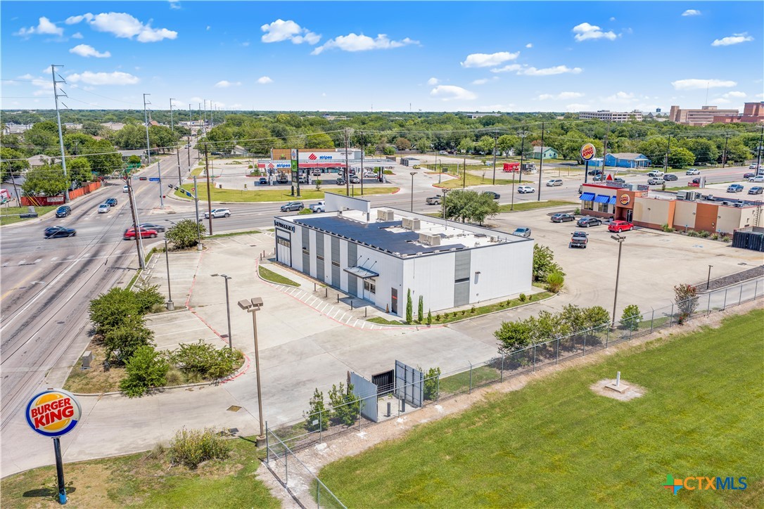 2101 Houston Highway Property Photo 7