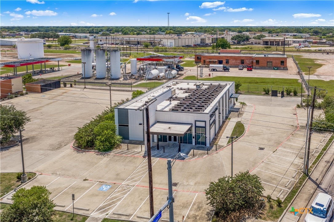 2101 Houston Highway Property Photo 8