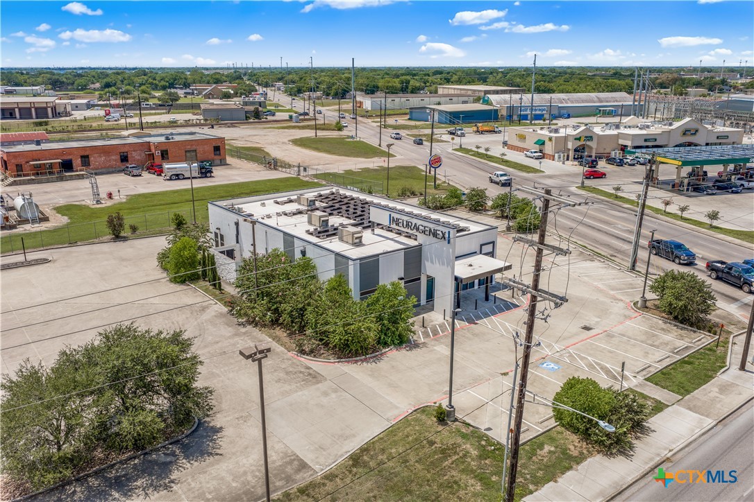 2101 Houston Highway Property Photo 9
