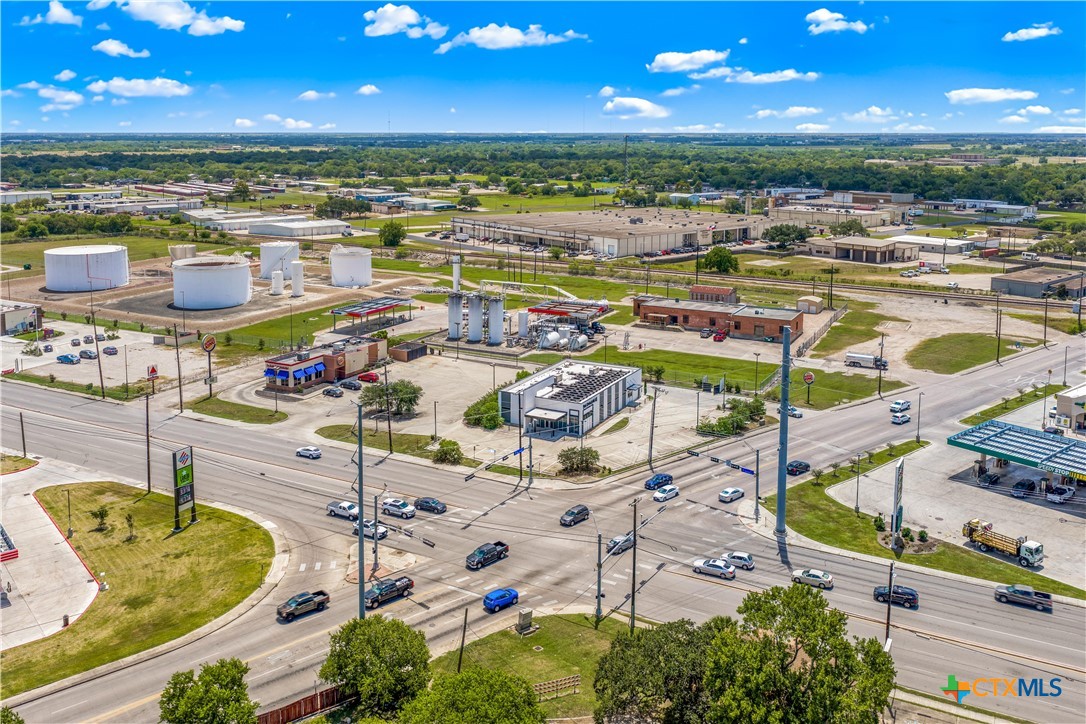 2101 Houston Highway Property Photo 13