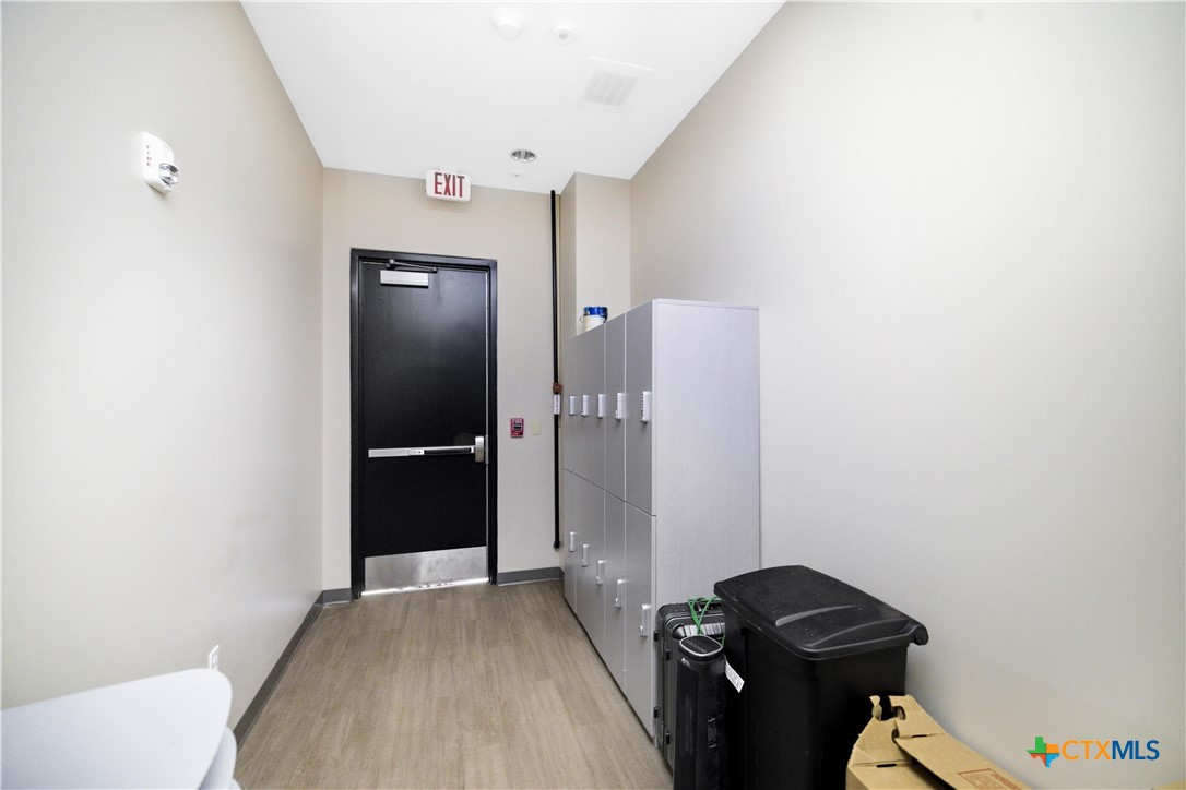 2101 Houston Highway Property Photo 35