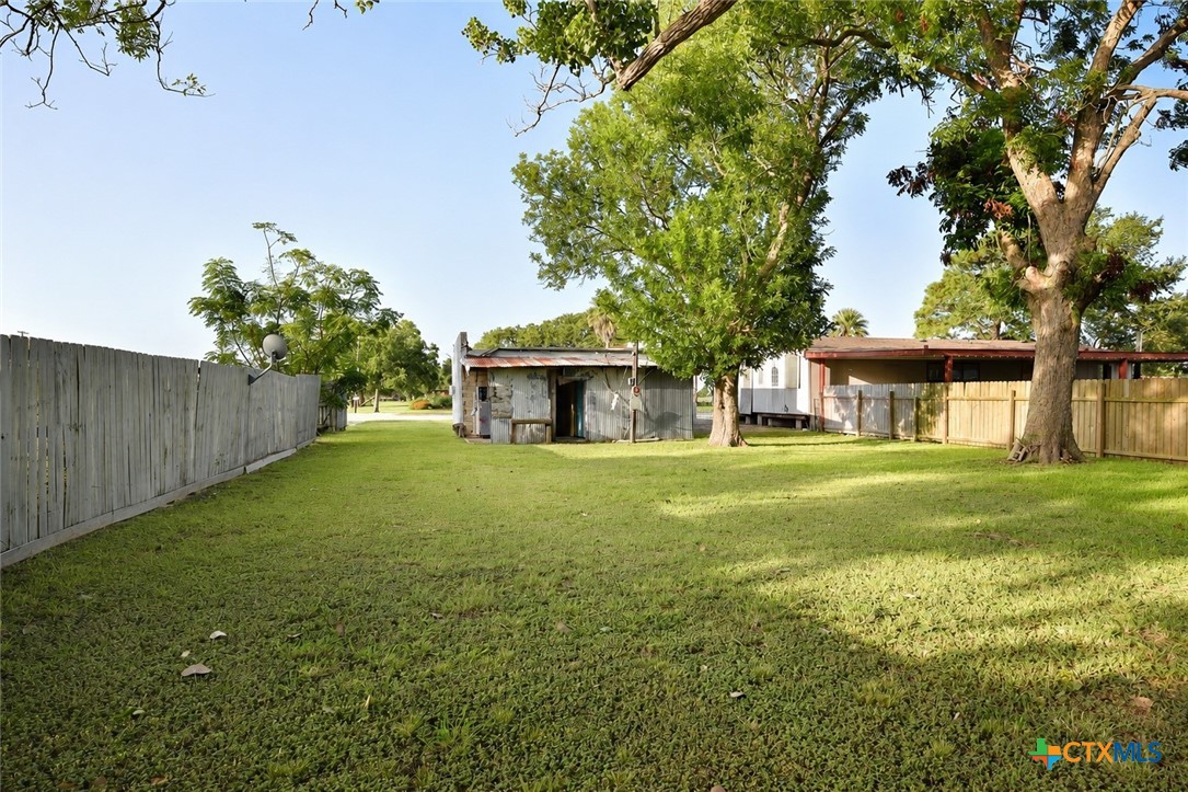 524 Main Street Property Photo 5