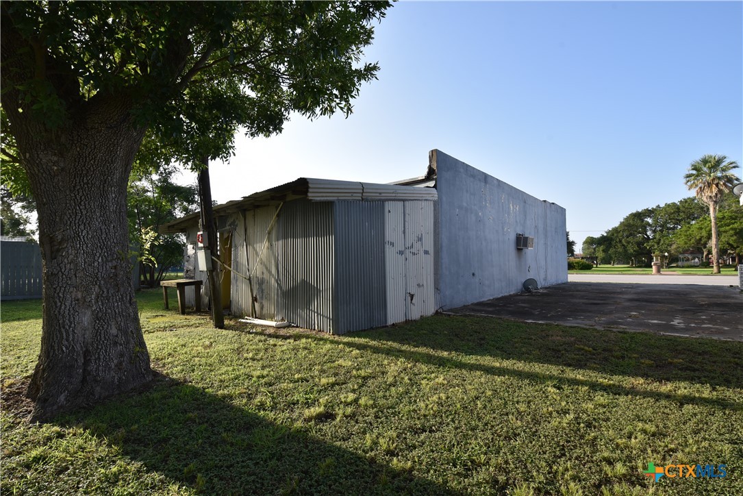 524 Main Street Property Photo 6