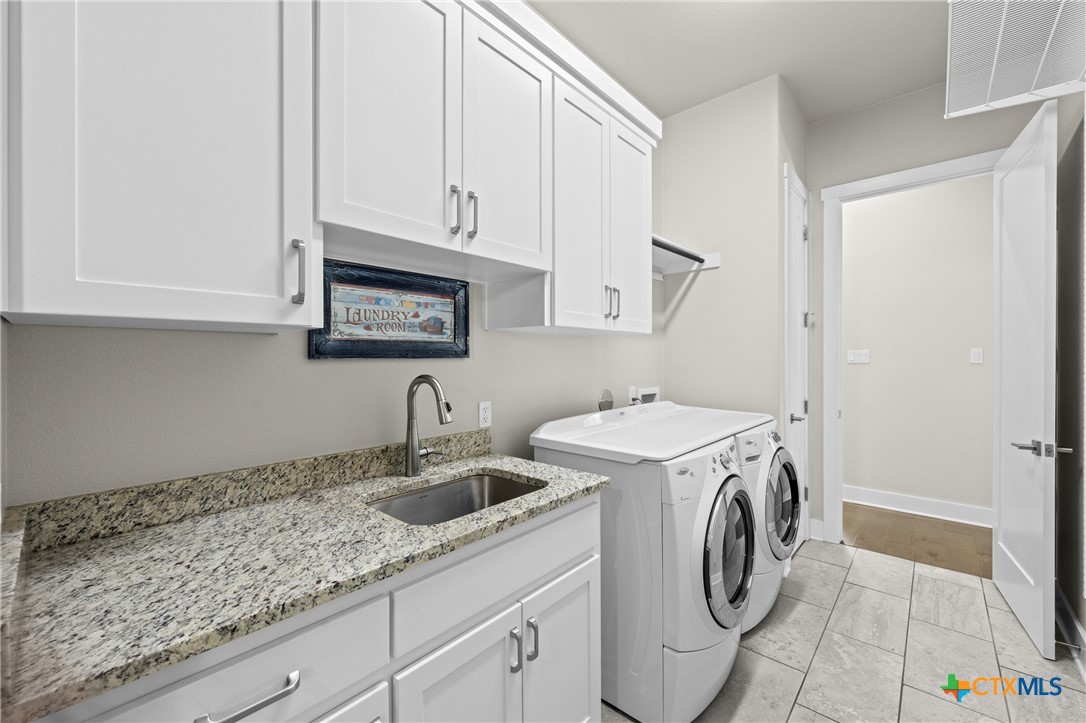 3008 Rolling Meadow Drive Property Photo 16