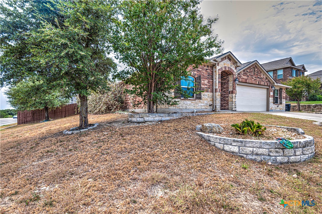 6608 Serpentine Drive Property Photo 3