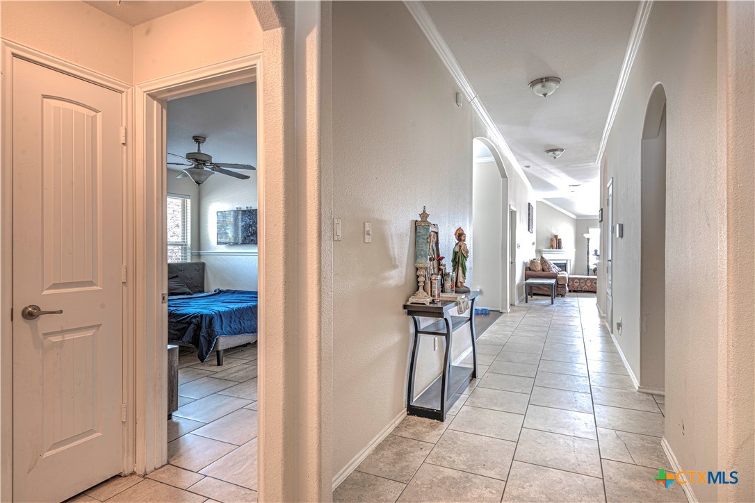 6608 Serpentine Drive Property Photo 7