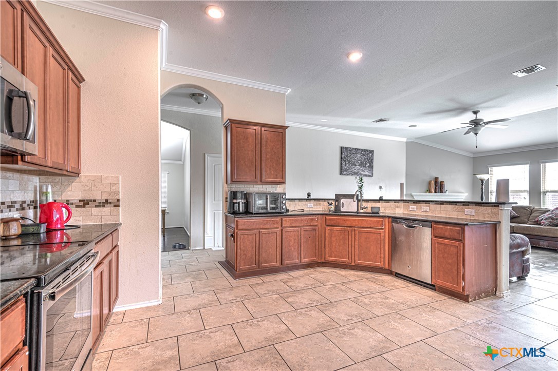 6608 Serpentine Drive Property Photo 17