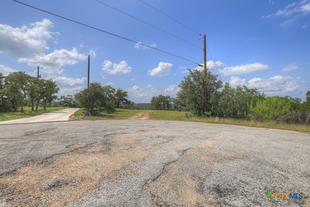 338 Sheridan Drive Property Photo 2