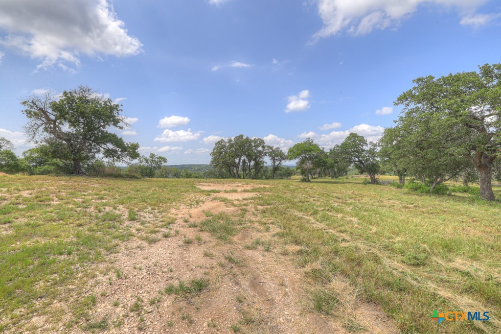 338 Sheridan Drive Property Photo 5