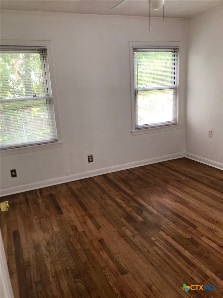 903 Conder Street Property Photo 7