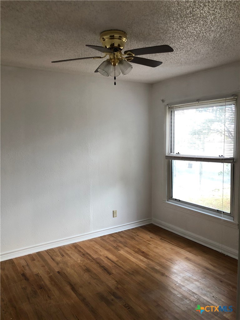 903 Conder Street Property Photo 9