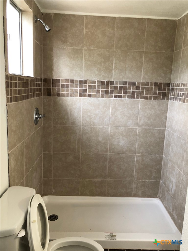 903 Conder Street Property Photo 12