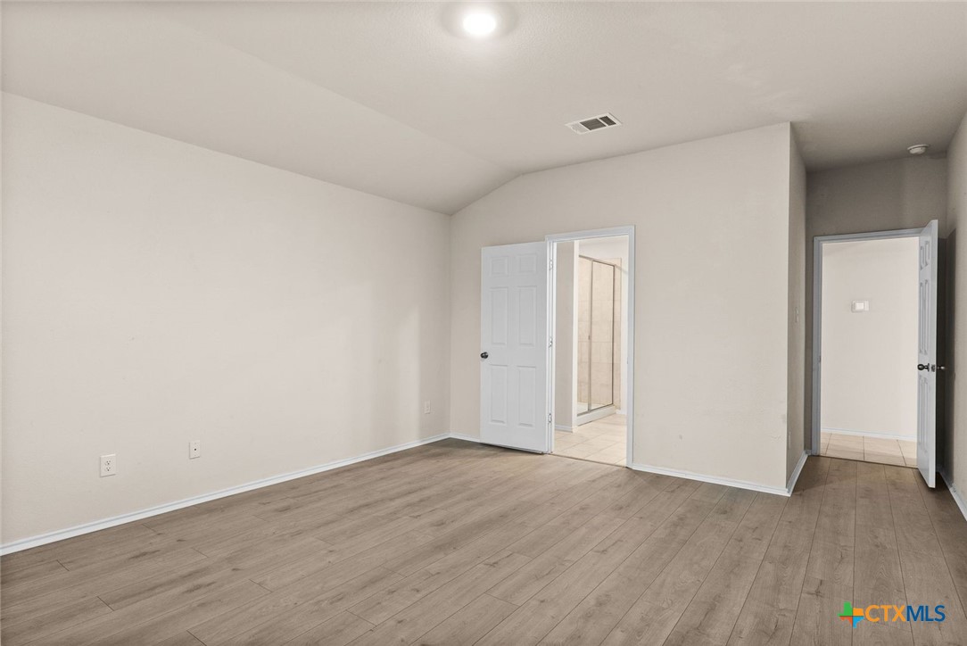 9506 Murandy Drive Property Photo 12