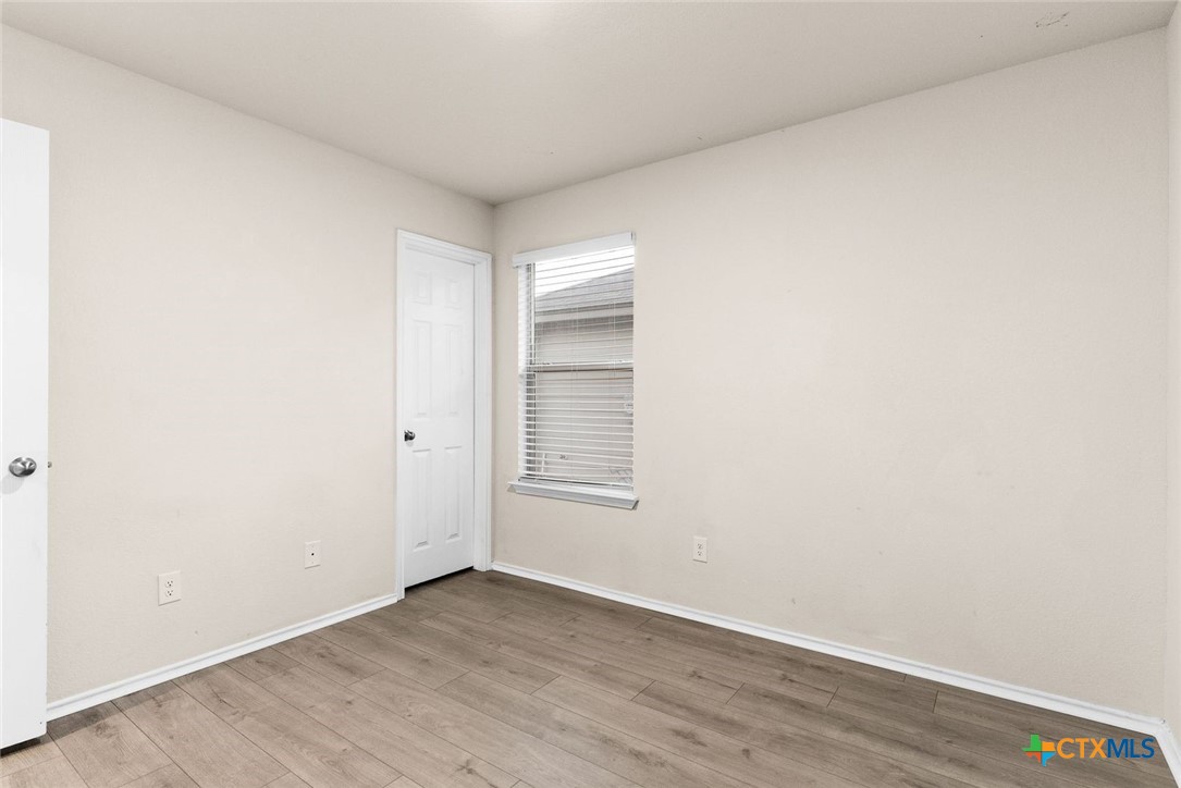 9506 Murandy Drive Property Photo 13