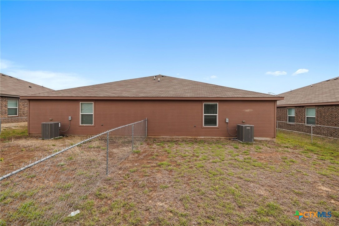 903 Lasso Drive B Property Photo 2