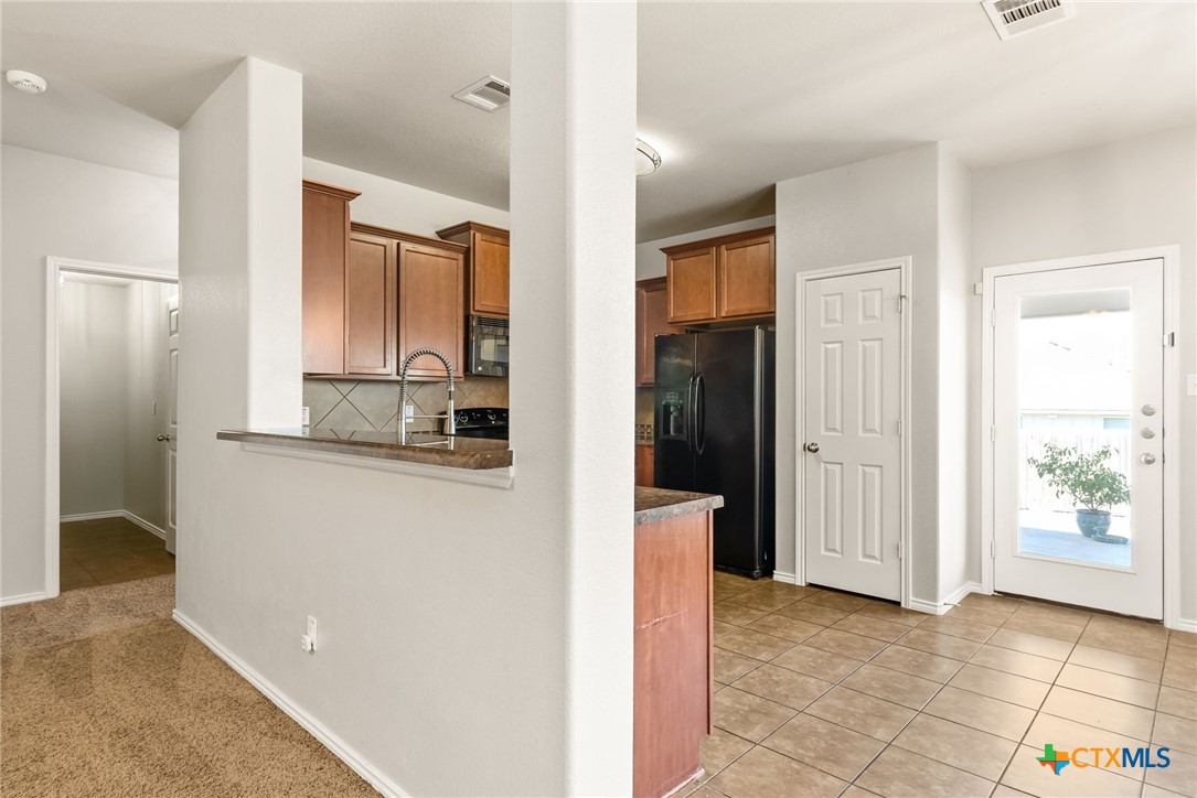 9510 Shimla Drive Property Photo 4