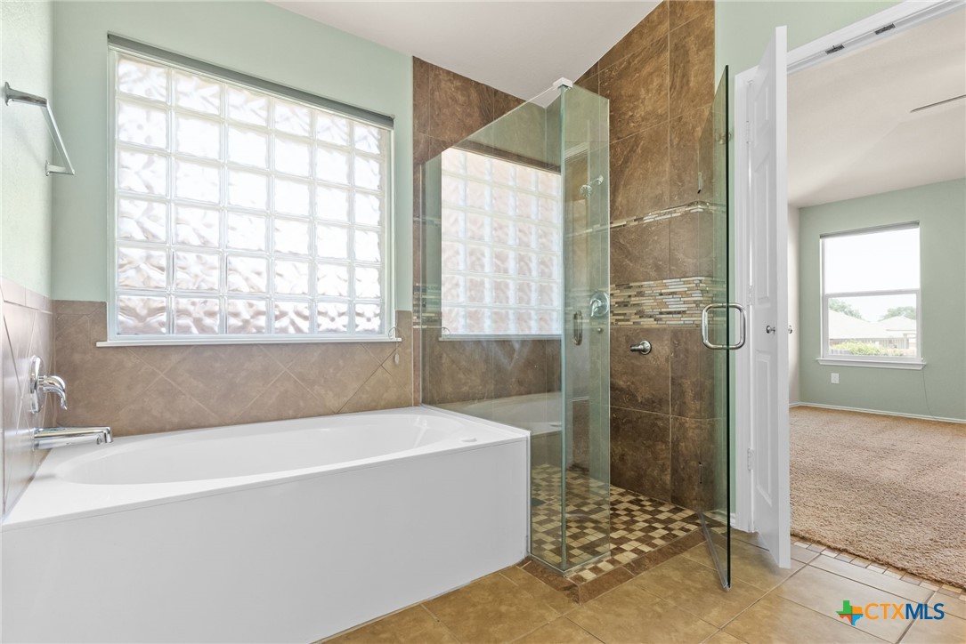 9510 Shimla Drive Property Photo 10
