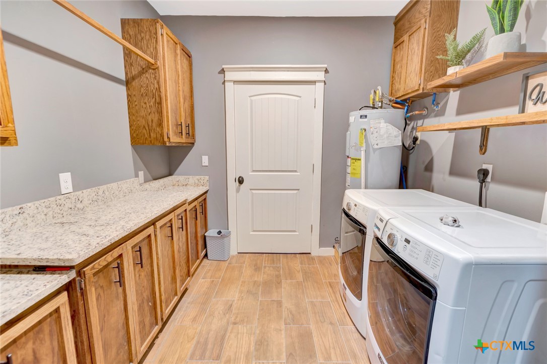 1207 Friar Rd Property Photo 15
