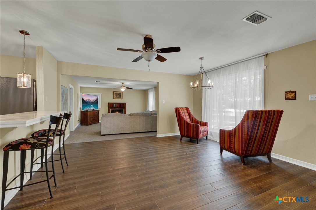 208 Reimer Avenue Property Photo 11